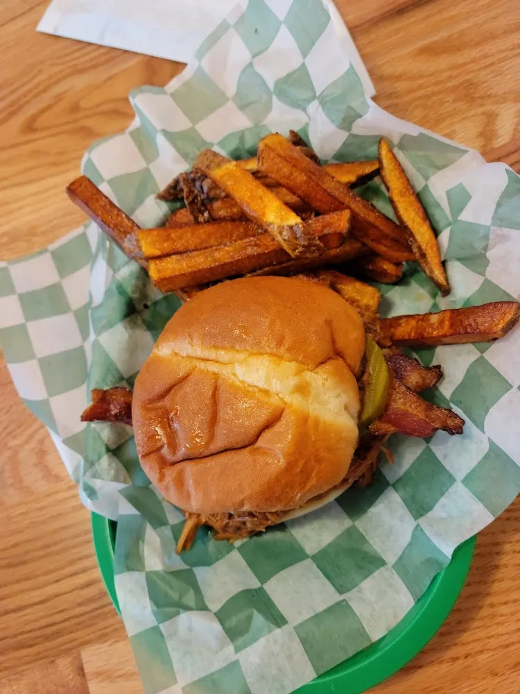 Three Little Pigs and Fries